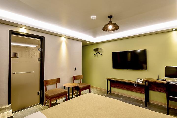Ulsan Hotel 109 Buitenkant foto