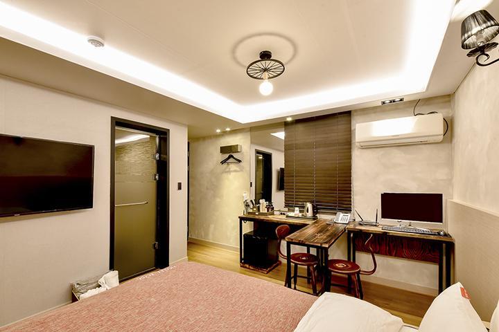Ulsan Hotel 109 Buitenkant foto